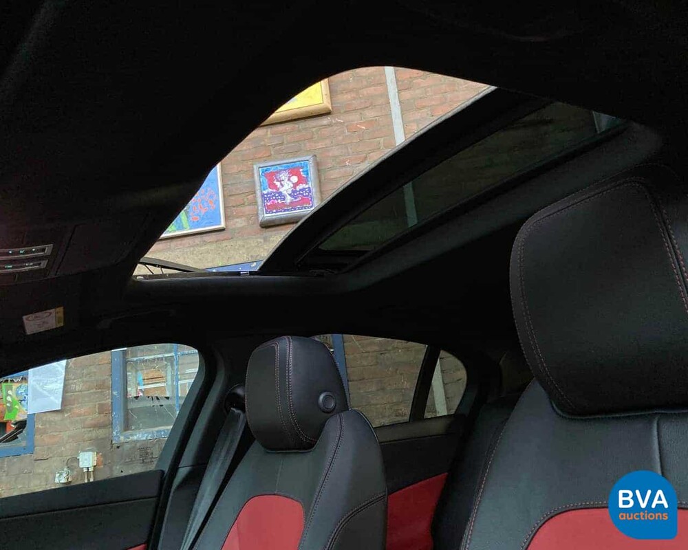 Jaguar XE R-Sport 20d 180pk Automaat -Nieuw-