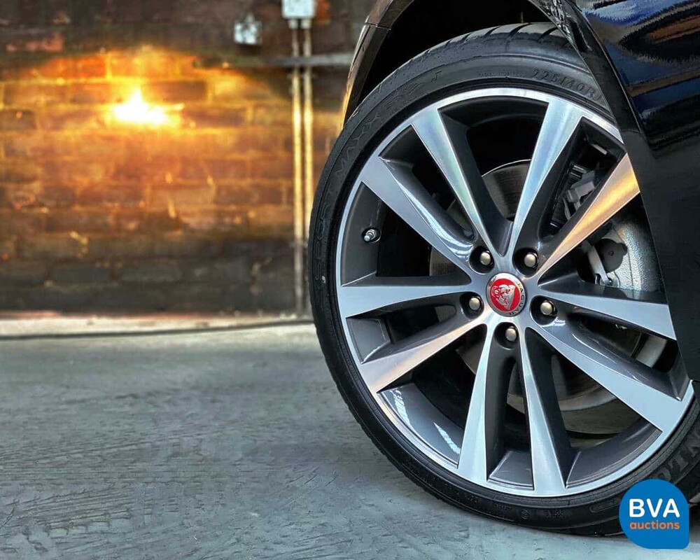 Jaguar XE R-Sport 20d 180pk Automaat -Nieuw-