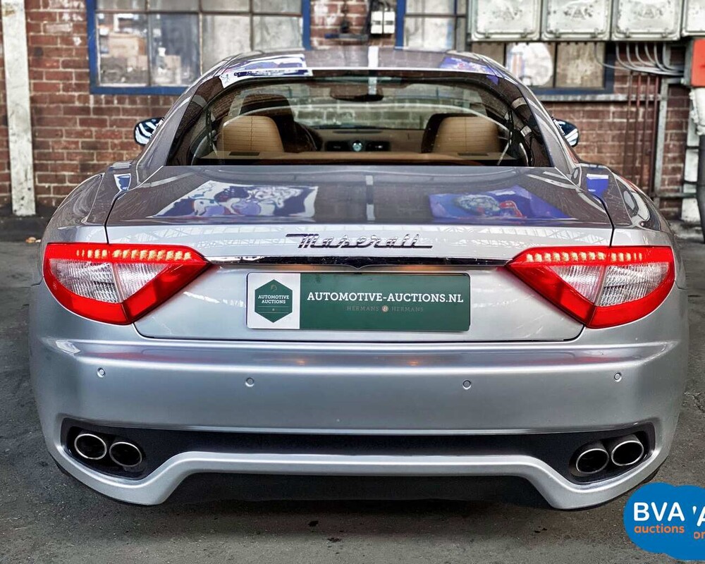 Maserati GranTurismo 4.2 V8 405pk 2008, 49-ZH-FS