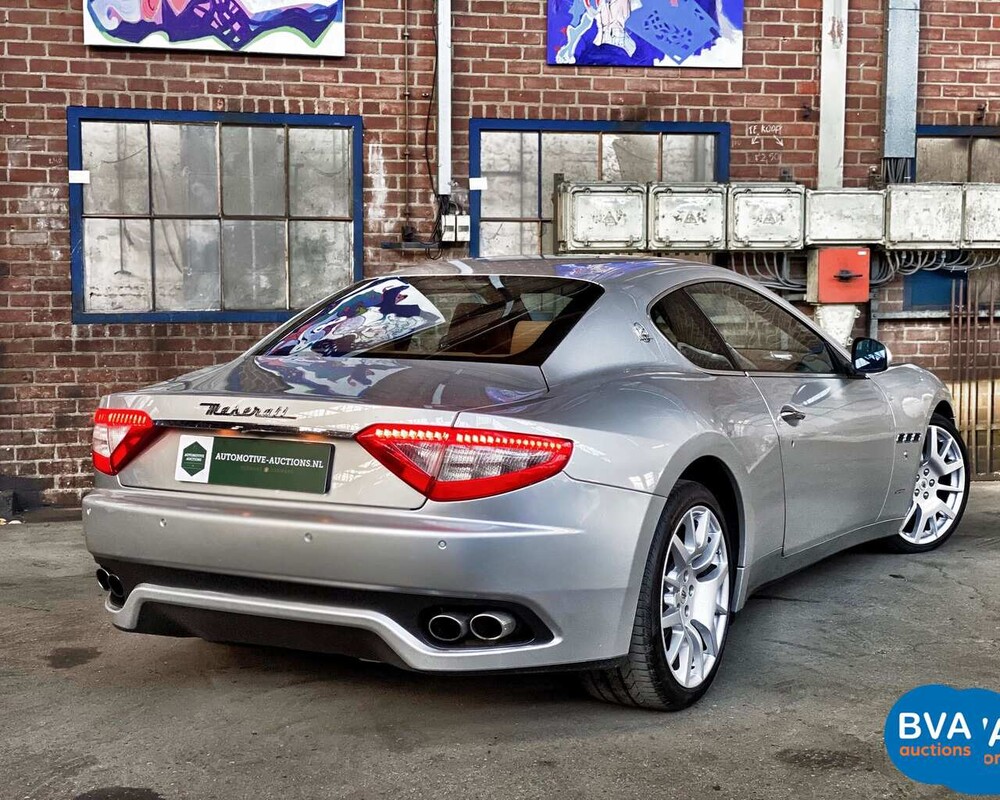 Maserati GranTurismo 4.2 V8 405pk 2008, 49-ZH-FS