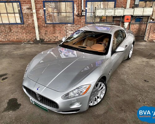 Maserati GranTurismo 4.2 V8 405pk 2008, 49-ZH-FS