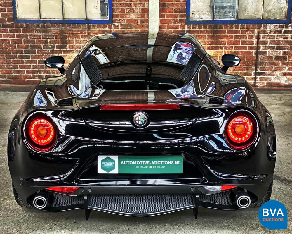 Alfa Romeo 4C 1750Tbi 240pk 895kg 2014
