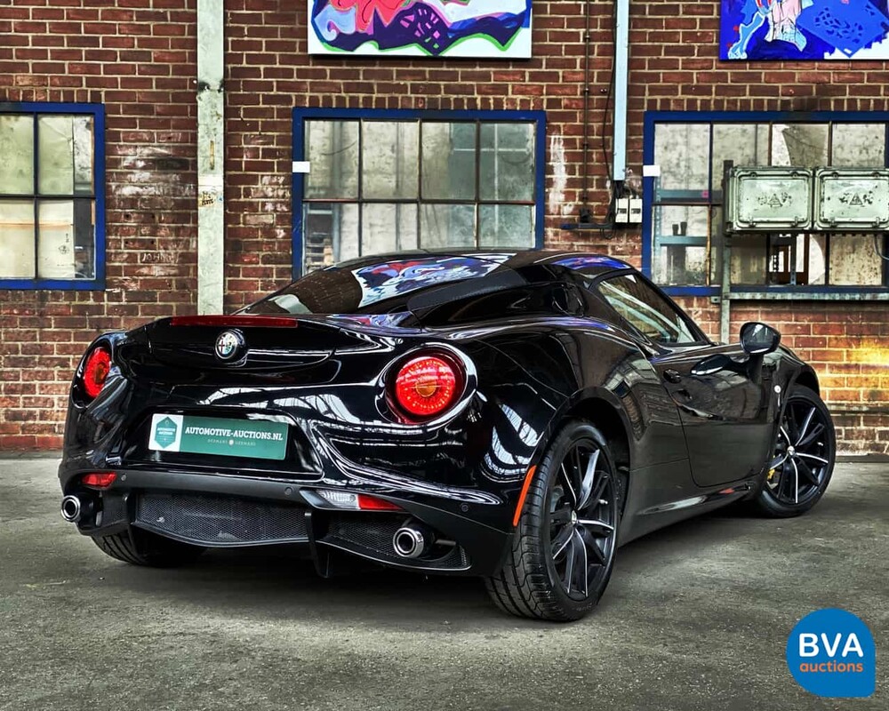 Alfa Romeo 4C 1750Tbi 240pk 895kg 2014