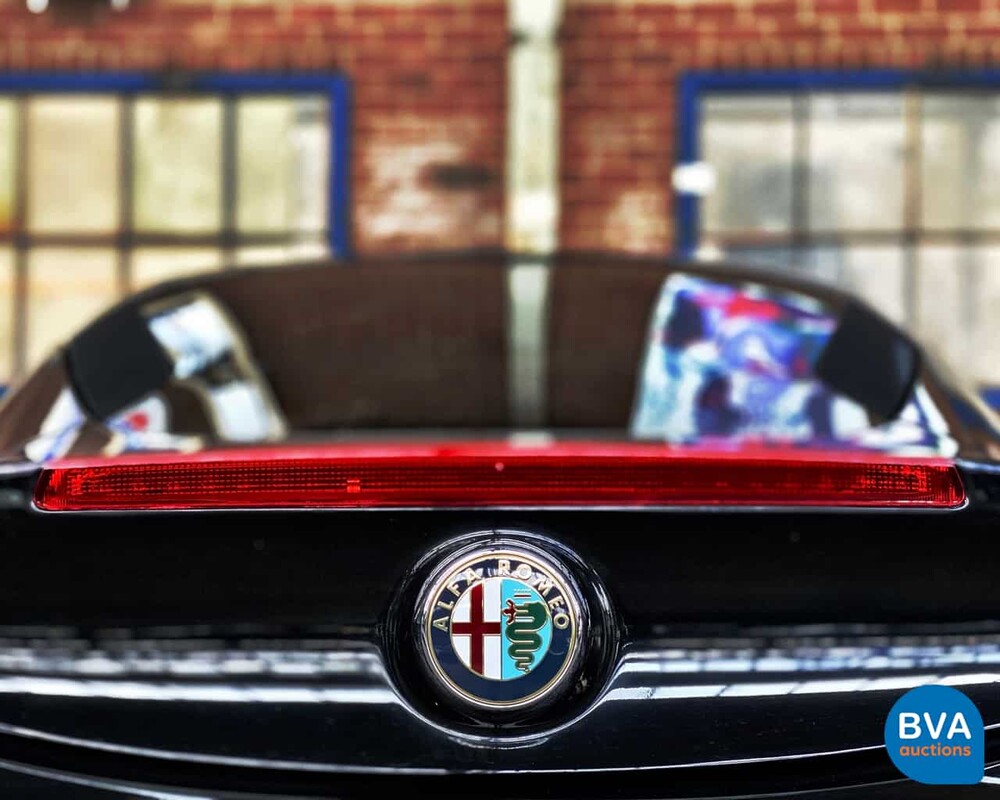 Alfa Romeo 4C 1750Tbi 240pk 895kg 2014