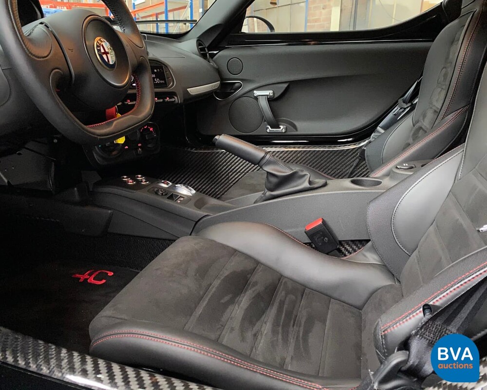 Alfa Romeo 4C 1750Tbi 240pk 895kg 2014