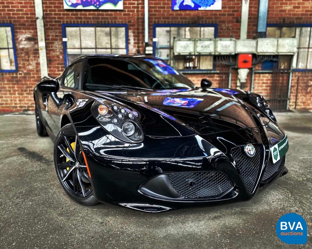 Alfa Romeo 4C 1750Tbi 240pk 895kg 2014