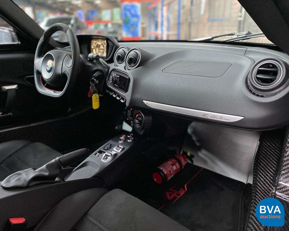 Alfa Romeo 4C 1750Tbi 240pk 895kg 2014