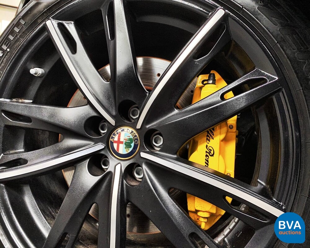 Alfa Romeo 4C 1750Tbi 240pk 895kg 2014