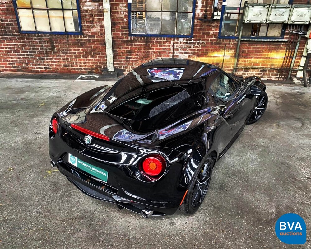 Alfa Romeo 4C 1750Tbi 240pk 895kg 2014