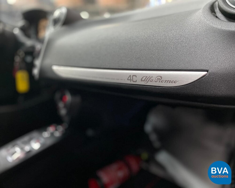 Alfa Romeo 4C 1750Tbi 240pk 895kg 2014