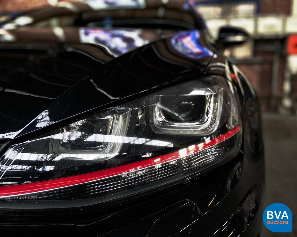 Volkswagen Golf GTI 2.0 TFSI 220pk 2013, H-320-FZ