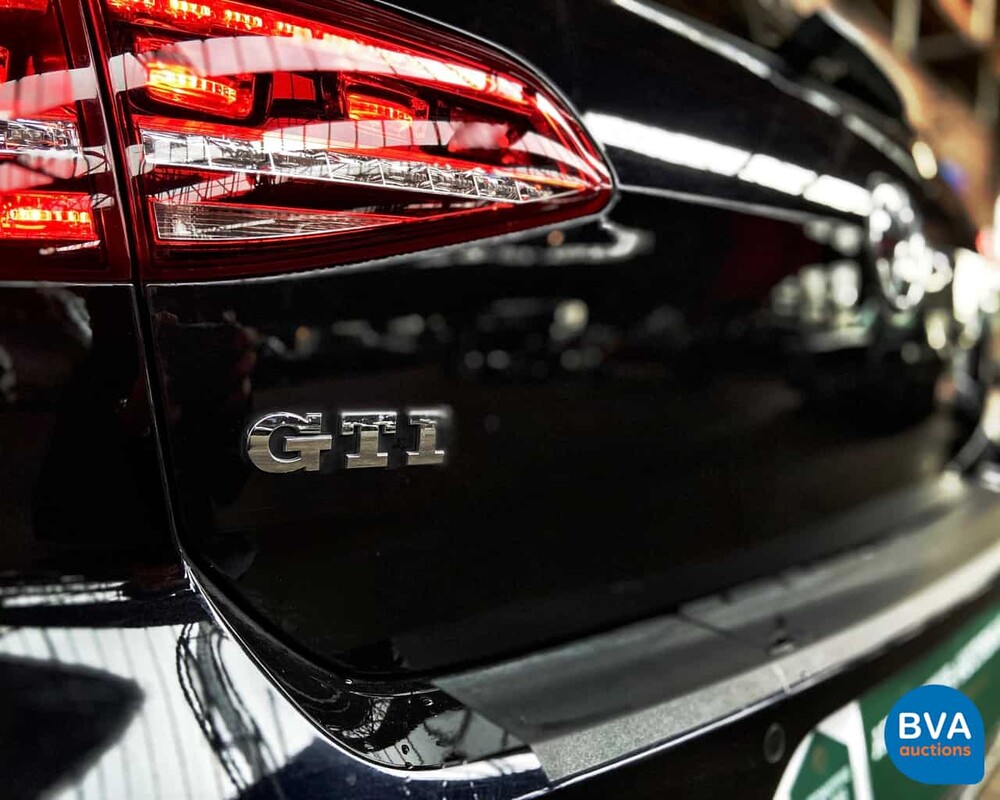 Volkswagen Golf GTI 2.0 TFSI 220pk 2013, H-320-FZ