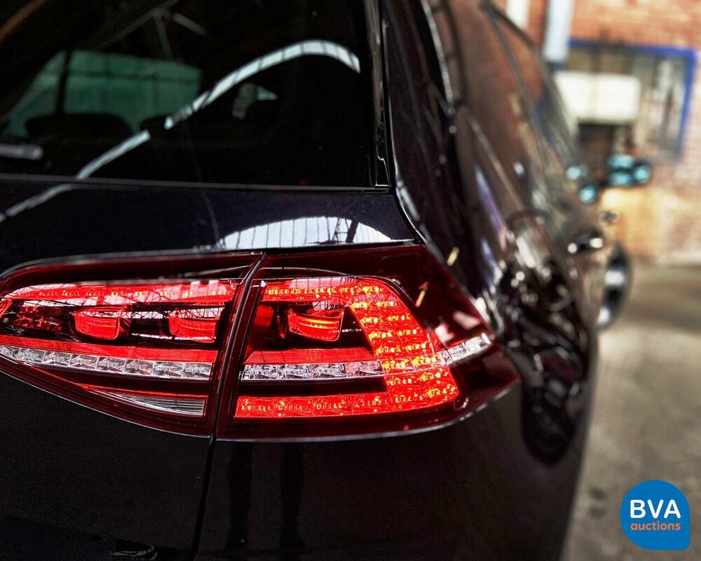 Volkswagen Golf GTI 2.0 TFSI 220pk 2013, H-320-FZ