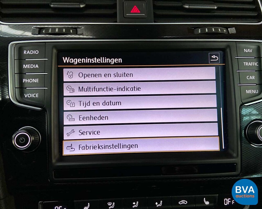 Volkswagen Golf GTI 2.0 TFSI 220pk 2013, H-320-FZ