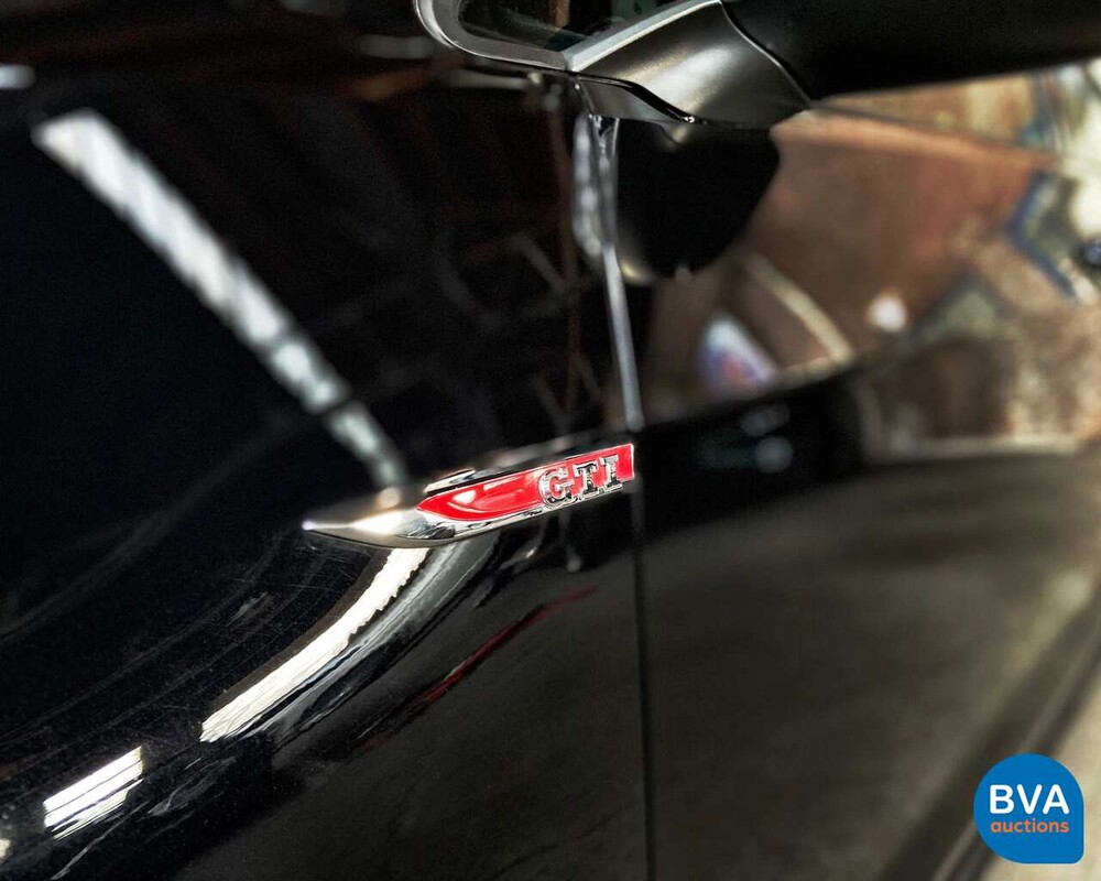 Volkswagen Golf GTI 2.0 TFSI 220pk 2013, H-320-FZ