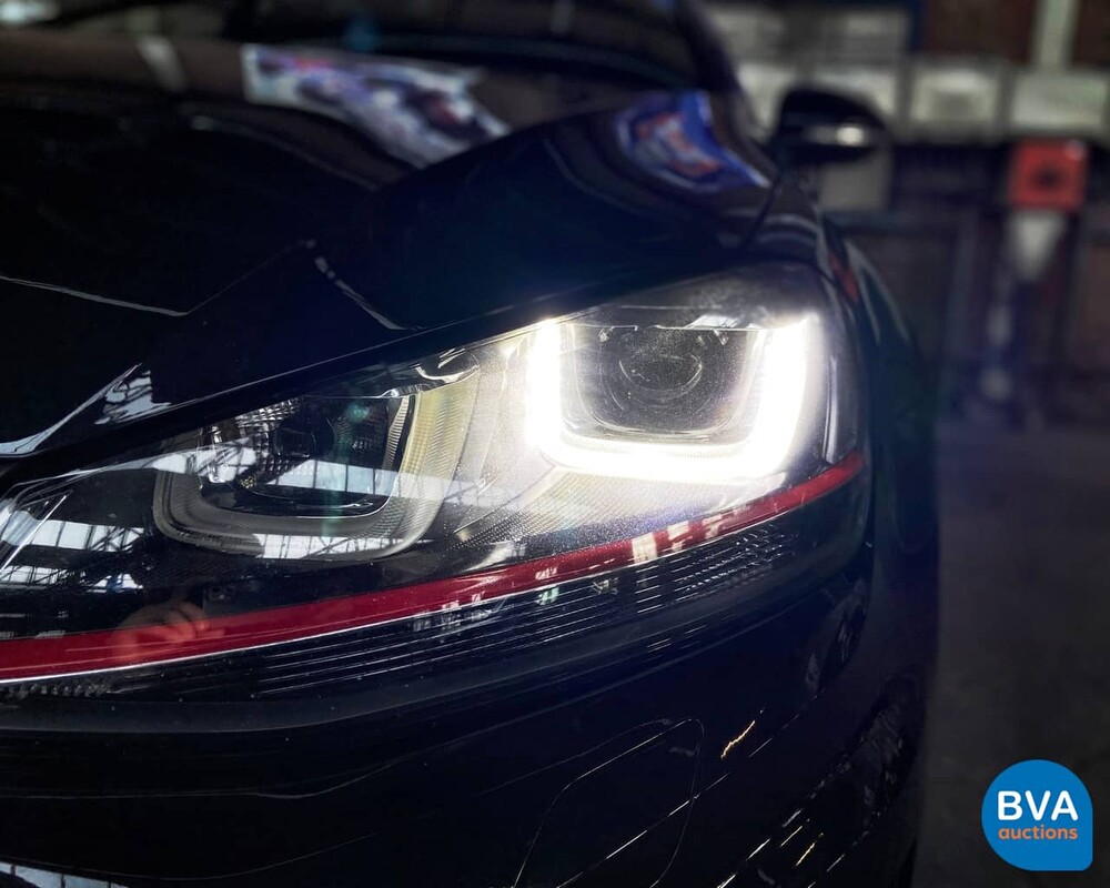 Volkswagen Golf GTI 2.0 TFSI 220pk 2013, H-320-FZ