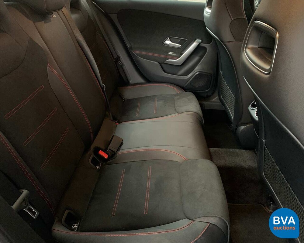 Mercedes-Benz A200 AMG 2019 163pk A-Klasse NW-Model -Garantie-