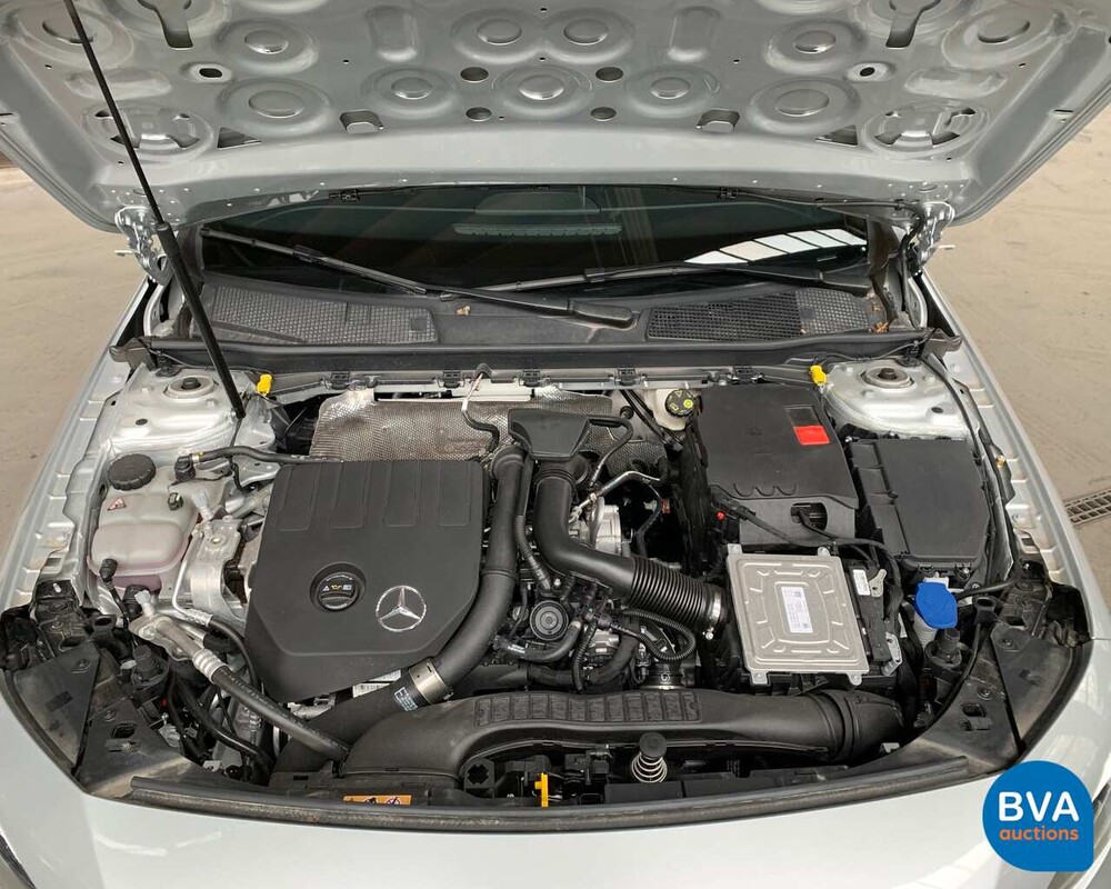 Mercedes-Benz A200 AMG 2019 163pk A-Klasse NW-Model -Garantie-