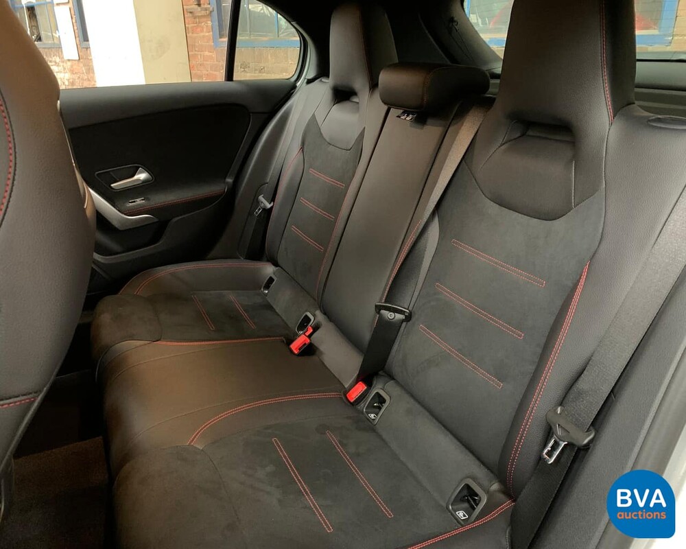 Mercedes-Benz A200 AMG 2019 163pk A-Klasse NW-Model -Garantie-