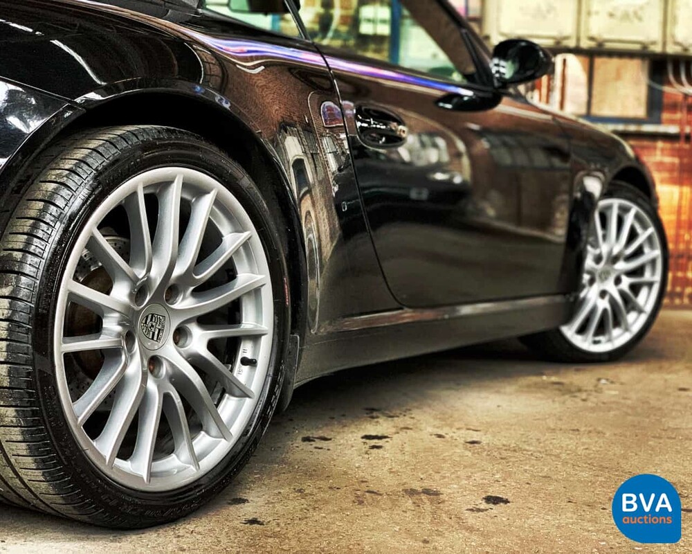 Porsche 911 Carrera Cabriolet 325pk 2005, 53-LDX-7