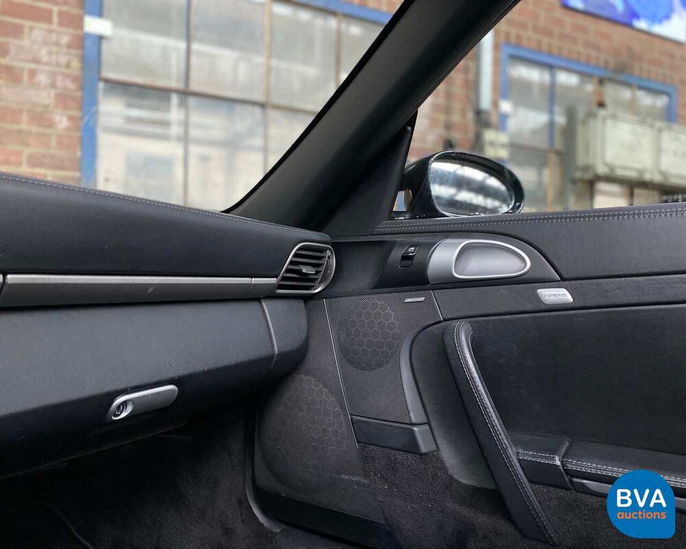 Porsche 911 Carrera Cabriolet 325pk 2005, 53-LDX-7