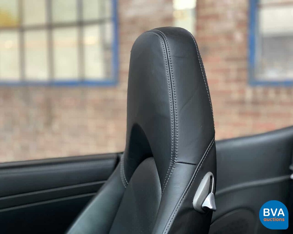 Porsche 911 Carrera Cabriolet 325pk 2005, 53-LDX-7