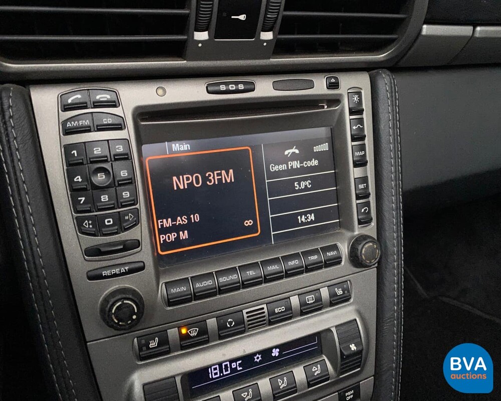 Porsche 911 Carrera Cabriolet 325pk 2005, 53-LDX-7