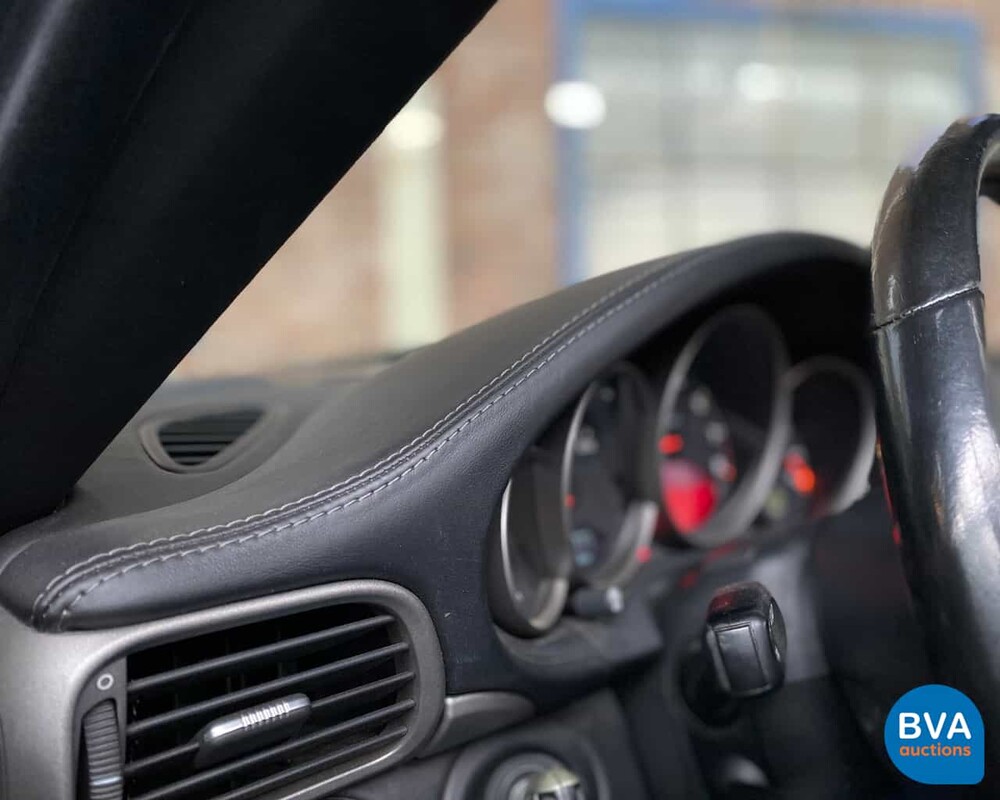 Porsche 911 Carrera Cabriolet 325pk 2005, 53-LDX-7