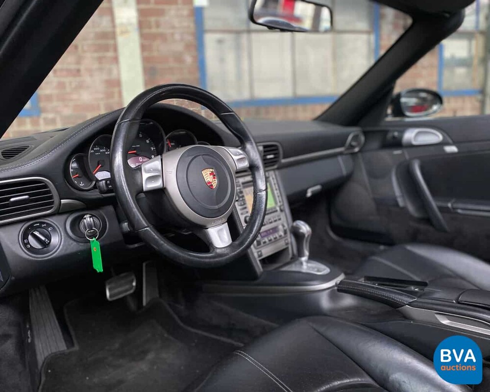 Porsche 911 Carrera Cabriolet 325pk 2005, 53-LDX-7