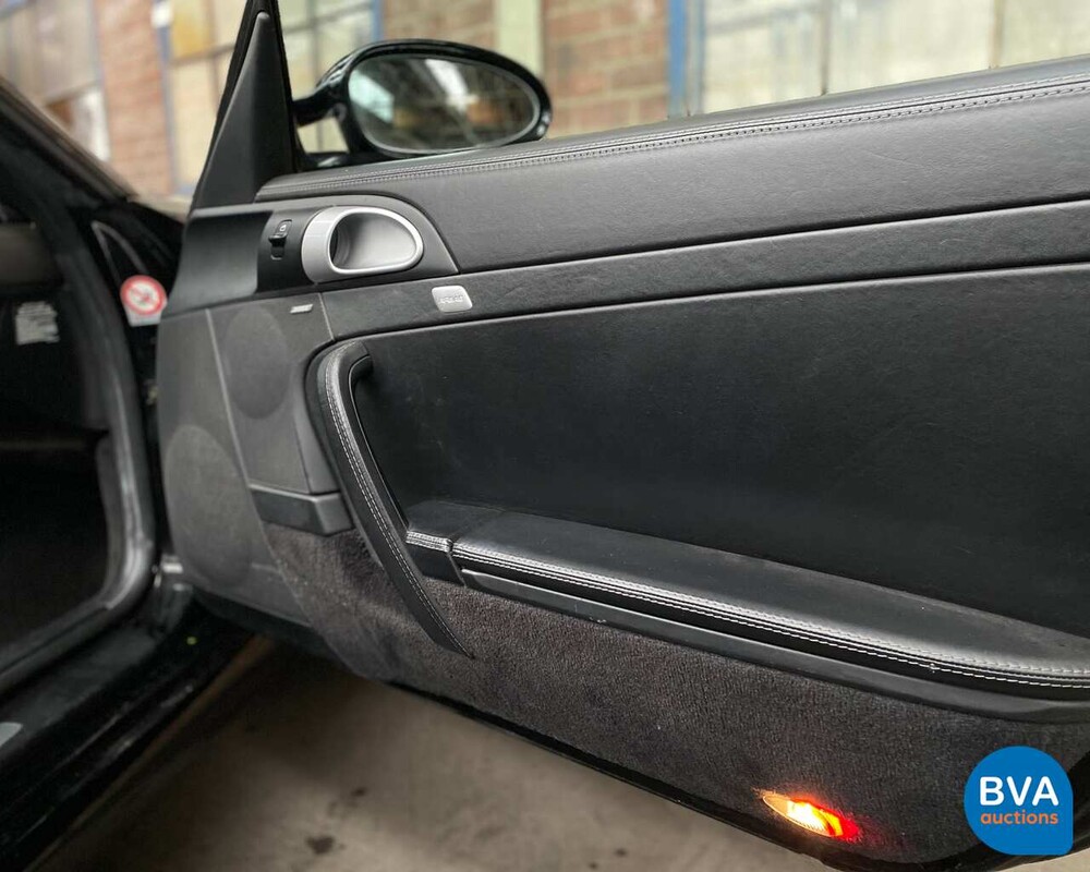 Porsche 911 Carrera Cabriolet 325pk 2005, 53-LDX-7