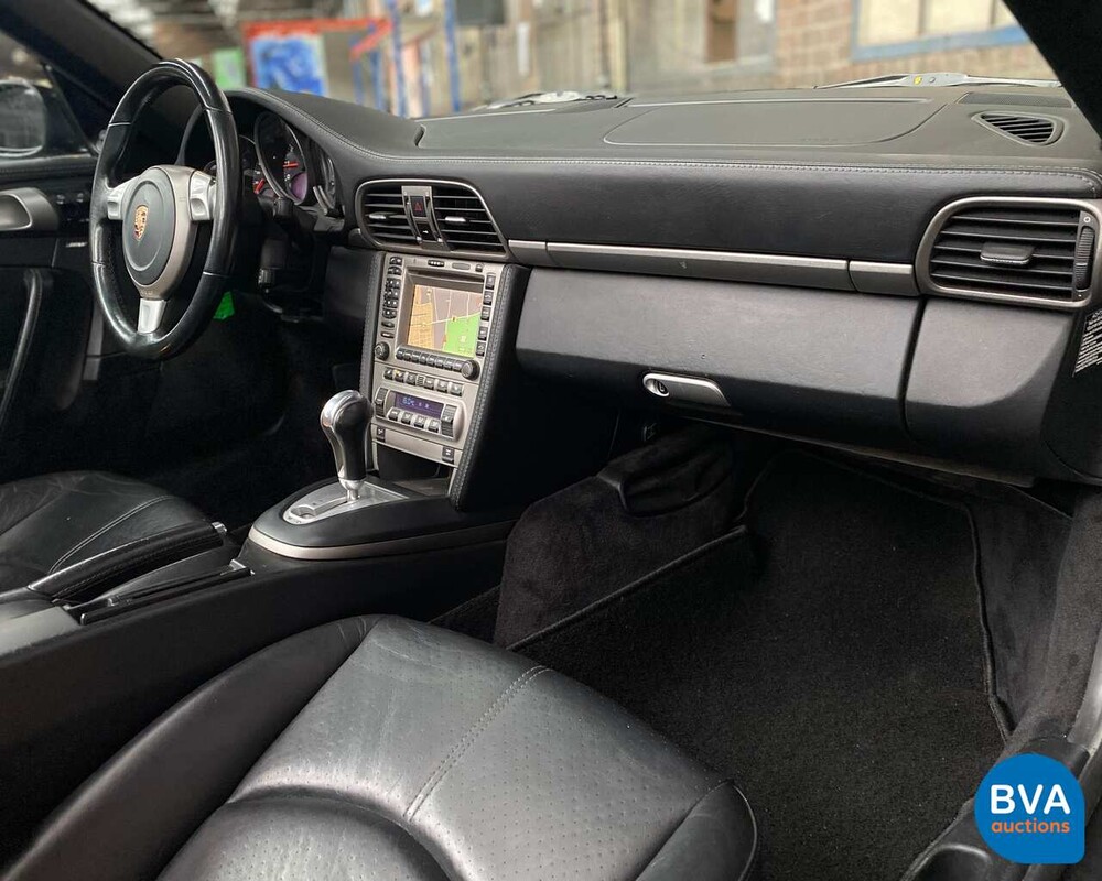 Porsche 911 Carrera Cabriolet 325pk 2005, 53-LDX-7