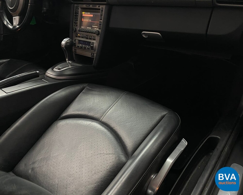 Porsche 911 Carrera Cabriolet 325pk 2005, 53-LDX-7