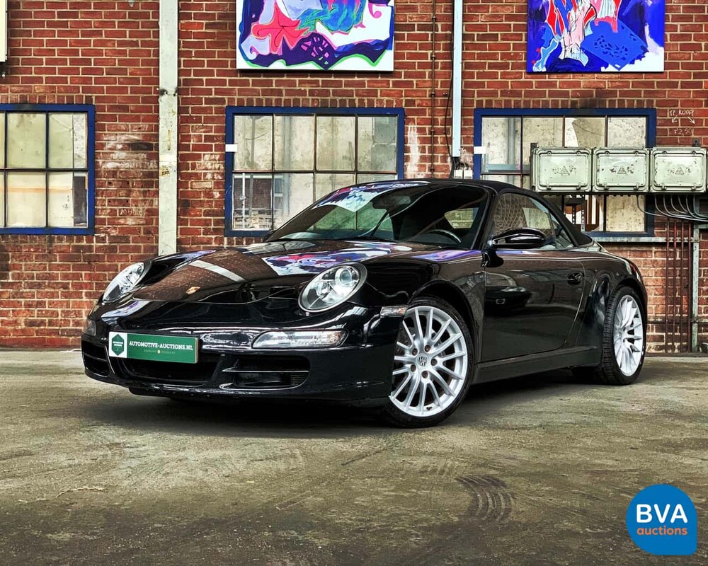 Porsche 911 Carrera Cabriolet 325pk 2005, 53-LDX-7