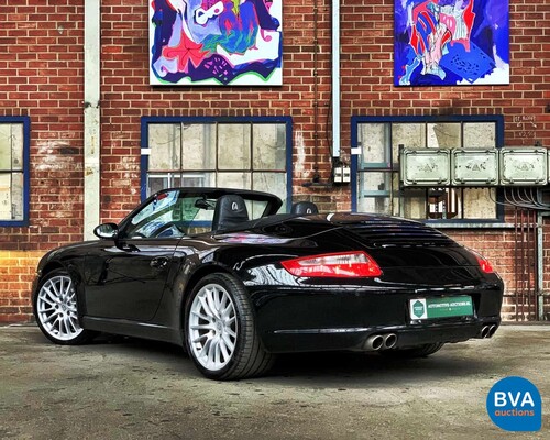 Porsche 911 Carrera Cabriolet 325pk 2005, 53-LDX-7