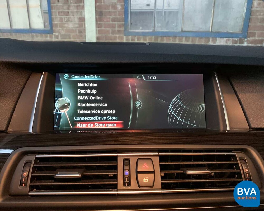 BMW 5-Serie 520d Touring 184pk 2014, 8-XGN-05