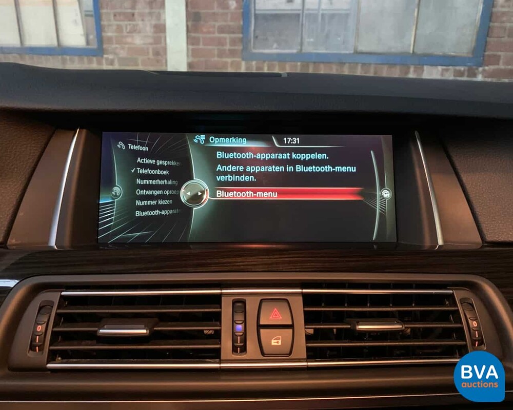 BMW 5-Serie 520d Touring 184pk 2014, 8-XGN-05