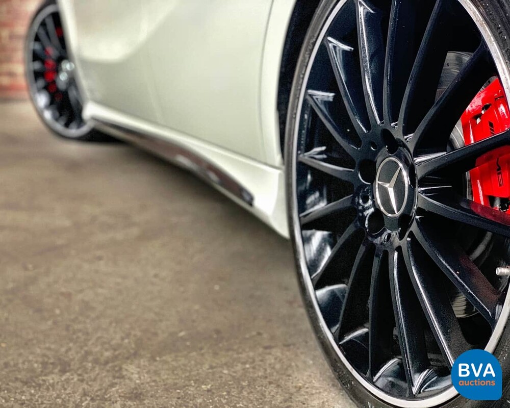 Mercedes-Benz A45 AMG 4Matic 380pk 2016, XX-209-X