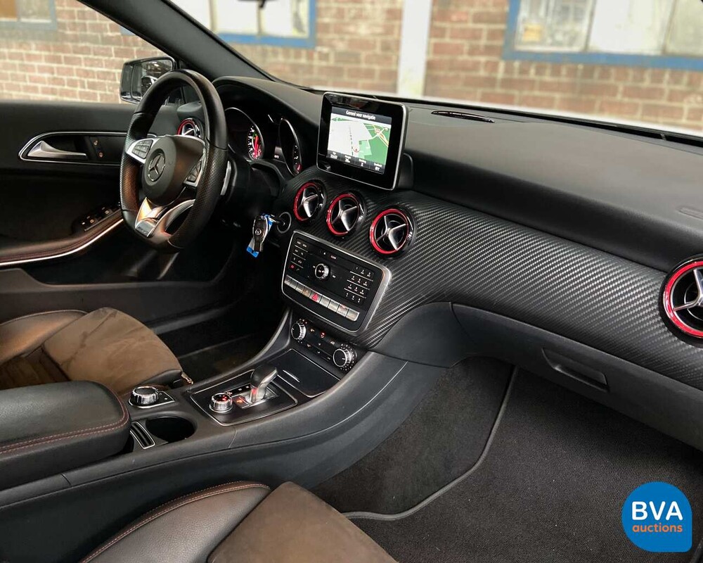 Mercedes-Benz A45 AMG 4Matic 380pk 2016, XX-209-X