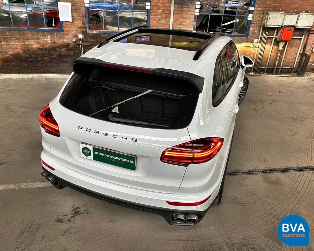 Porsche Cayenne 3.0 S E-Hybrid 416pk 2014, 5-XSK-29