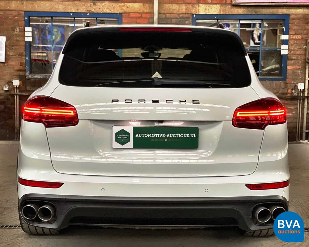 Porsche Cayenne 3.0 S E-Hybrid 416pk 2014, 5-XSK-29
