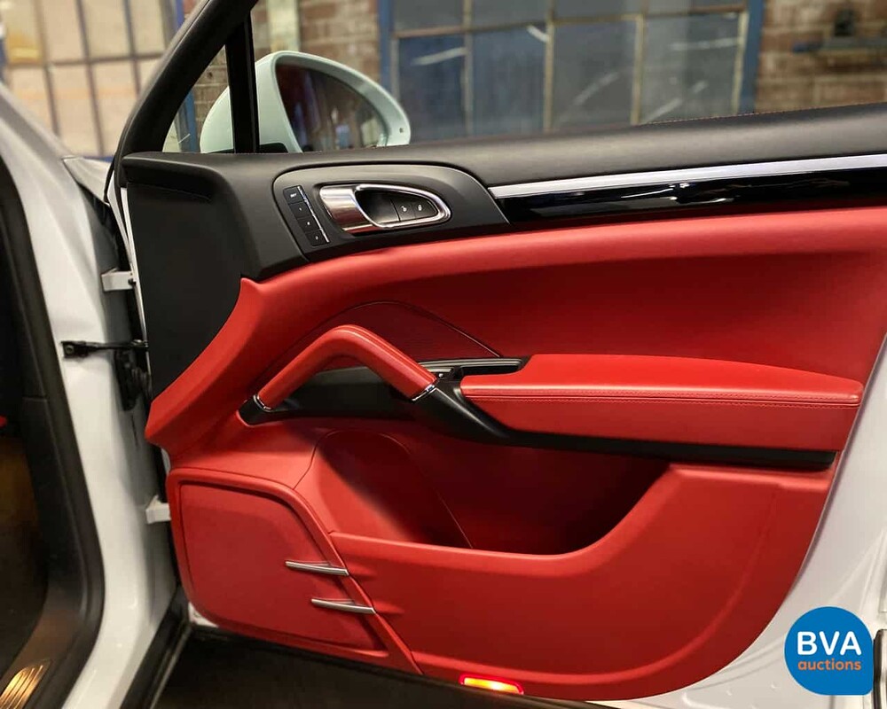 Porsche Cayenne 3.0 S E-Hybrid 416pk 2014, 5-XSK-29