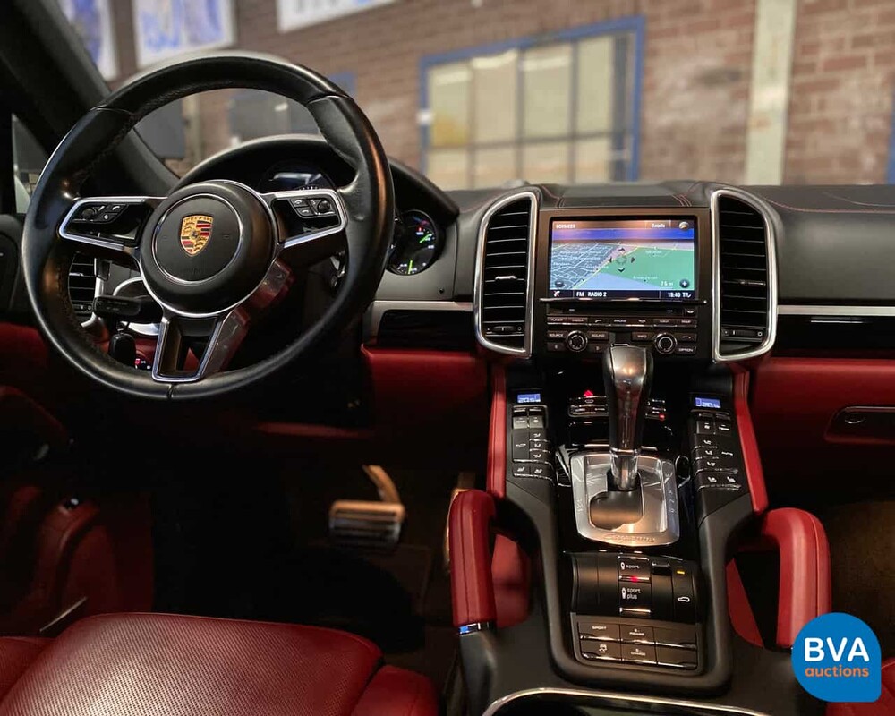 Porsche Cayenne 3.0 S E-Hybrid 416pk 2014, 5-XSK-29
