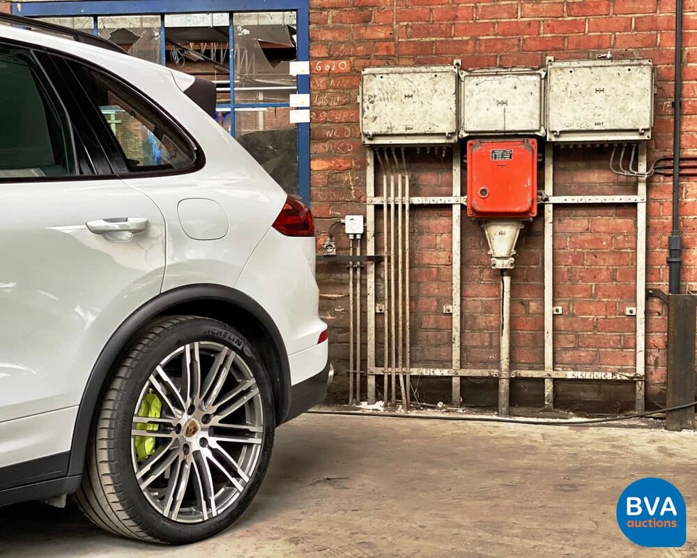 Porsche Cayenne 3.0 S E-Hybrid 416pk 2014, 5-XSK-29