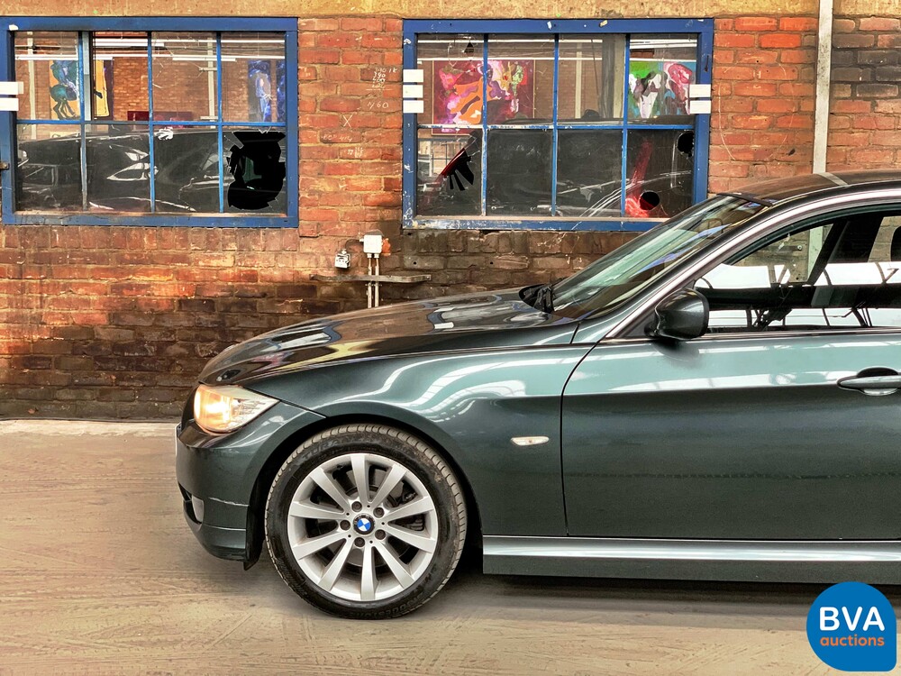 BMW 325d Touring 197pk -Facelift- 2009, 3-XLF-49