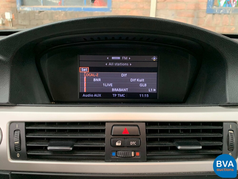 BMW 325d Touring 197pk -Facelift- 2009, 3-XLF-49