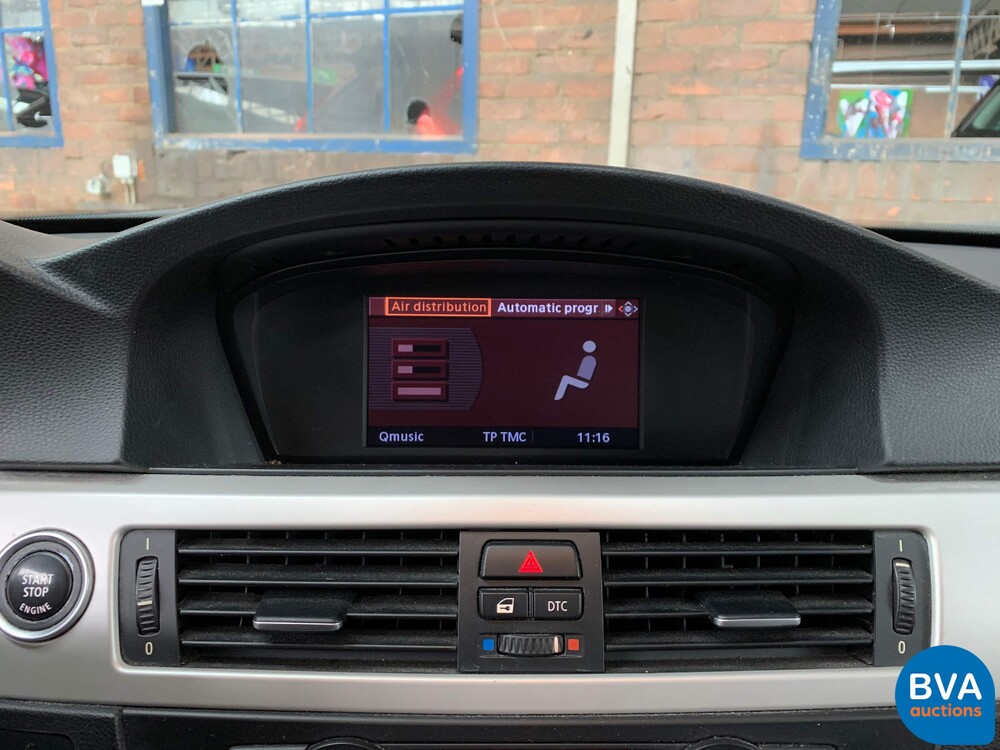 BMW 325d Touring 197pk -Facelift- 2009, 3-XLF-49