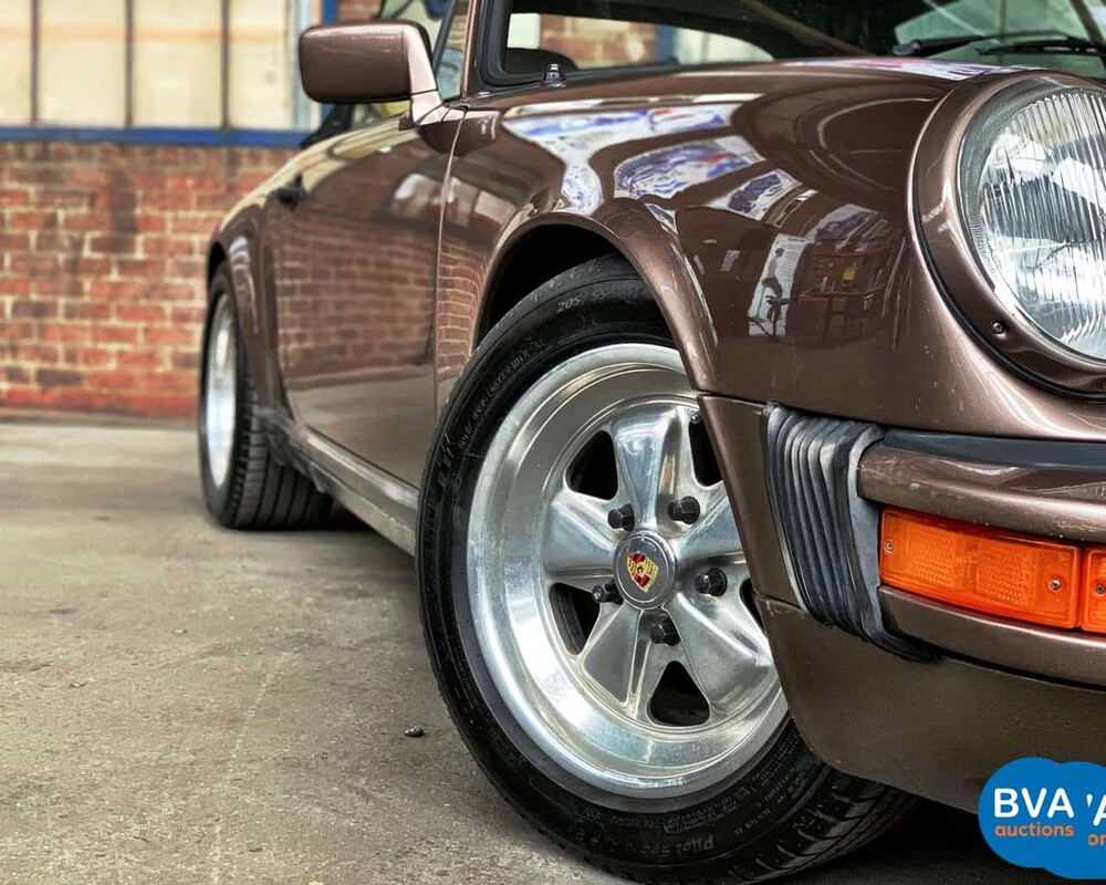 Porsche 911 Carrera 3.2 Cabriolet 1984