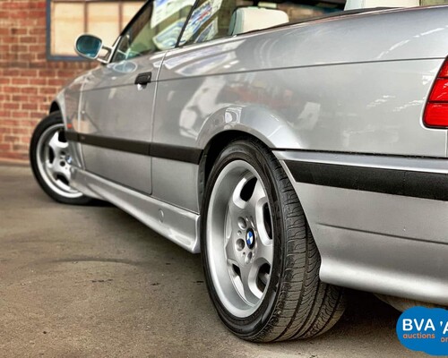 BMW M3 E36 Cabriolet 3.2 -Handgeschakeld- 1999