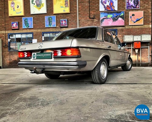 Mercedes-Benz 230E W123 1984, 71-GVJ-7