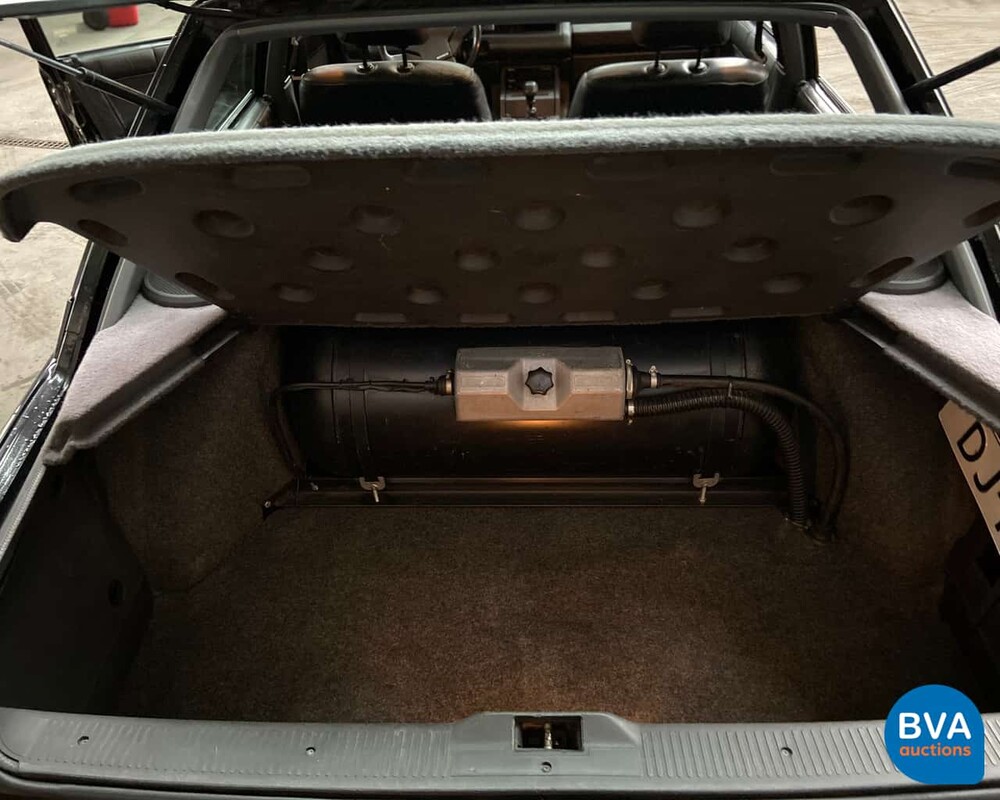 Renault 25 2.0 TXI Phase II 135pk -Org.NL- 1991, DJ-HP-72